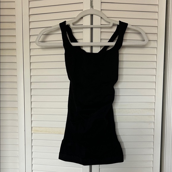 BLANQI Black Sport Support Top - Picture 1 of 5